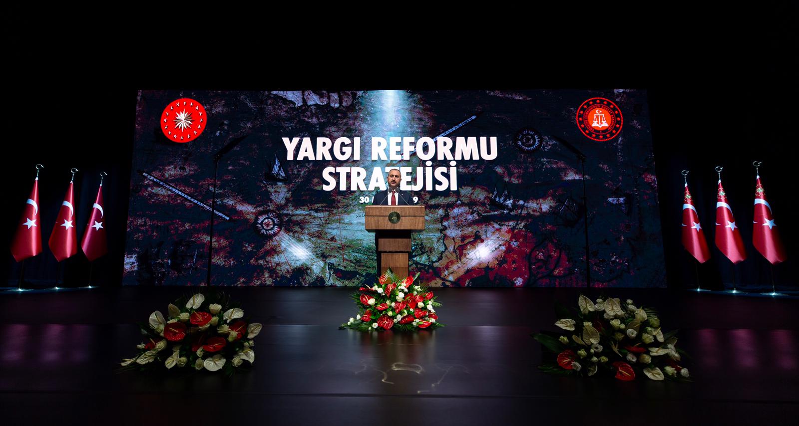 Reform paketinden her şeyi değiştirecek Anayasa Mahkemesi hamlesi çıktı