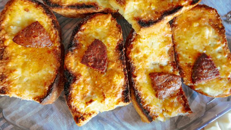 Bayat Ekmekleri Değerlendirmenin En Lezzetli Hali: