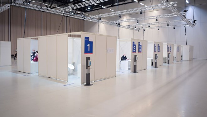 Alman halkının aşı hayal kırıklığı: Aşılama merkezleri boş kaldı