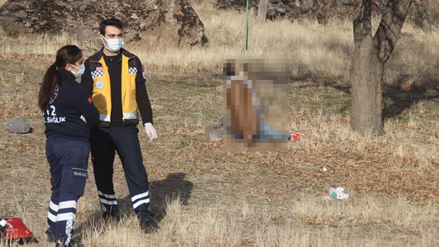 Ağaca asılı halde bulunan cansız beden, ekipleri harekete geçirdi