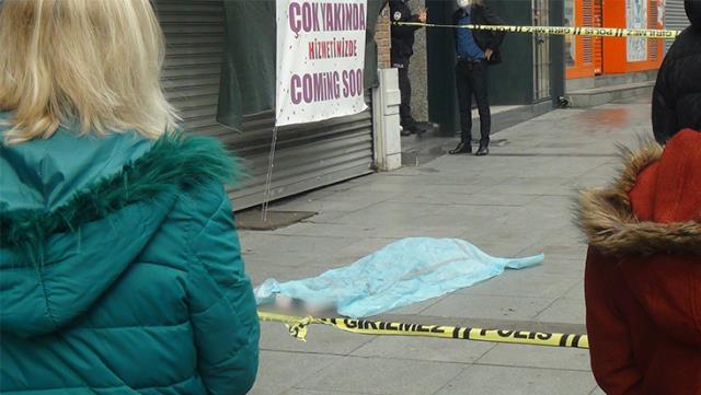 Altıncı katta düşen yaşlı kadın yaşamını yitirdi