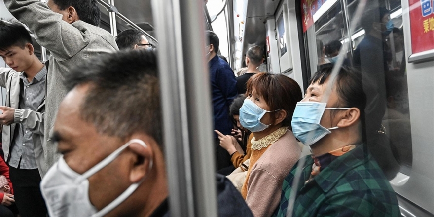 Vuhan'da Yapılan Araştırma Kovid-19'u Yenen 4 Kişiden 3'ünün 6 Ay Sonra Sağlık Sorunu Yaşadığını Gösterdi