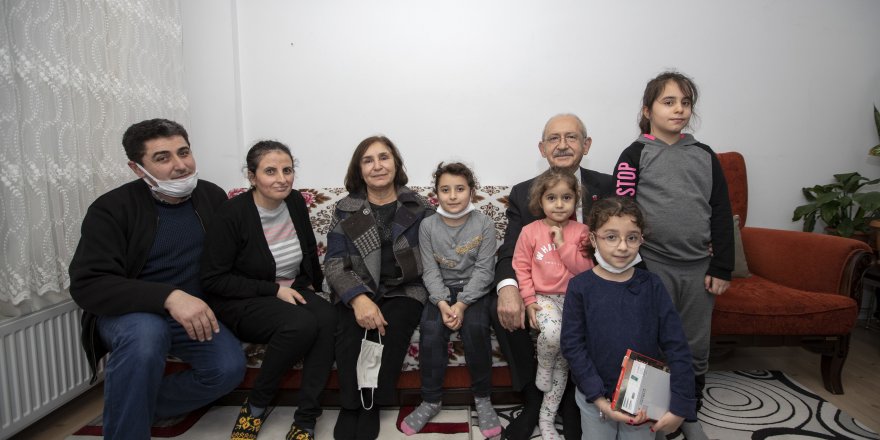 Kılıçdaroğlu Çiftinden Apartman Görevlisi Aileye Ziyaret