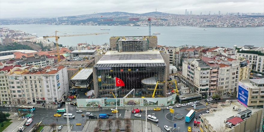 Taksim'deki Atatürk Kültür Merkezi İnşaatının Yüzde 82'si Tamamlandı