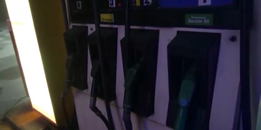 Cumhuriyet Tarihinin En Büyük 'Akaryakıta Bağlı Vergi Kaçakçılığı' Soruşturması Sürüyor