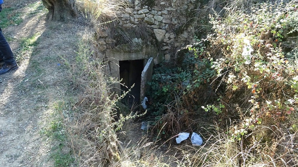 2500 yıllık mezar oda gizemini koruyor