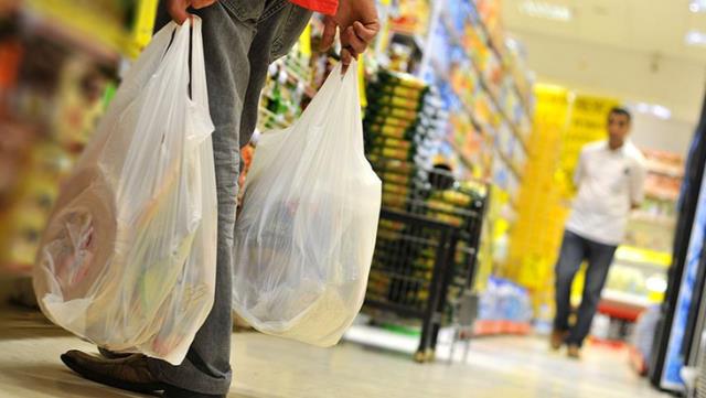 Vatandaşları isyan ettiren durum: Dolar düştü ancak fiyatlar düşmüyor