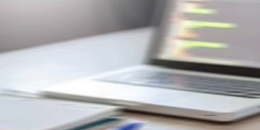 Annesi İşten Çıkarılan Genç, Bilgisayarını İade Etmek Zorunda Kaldı