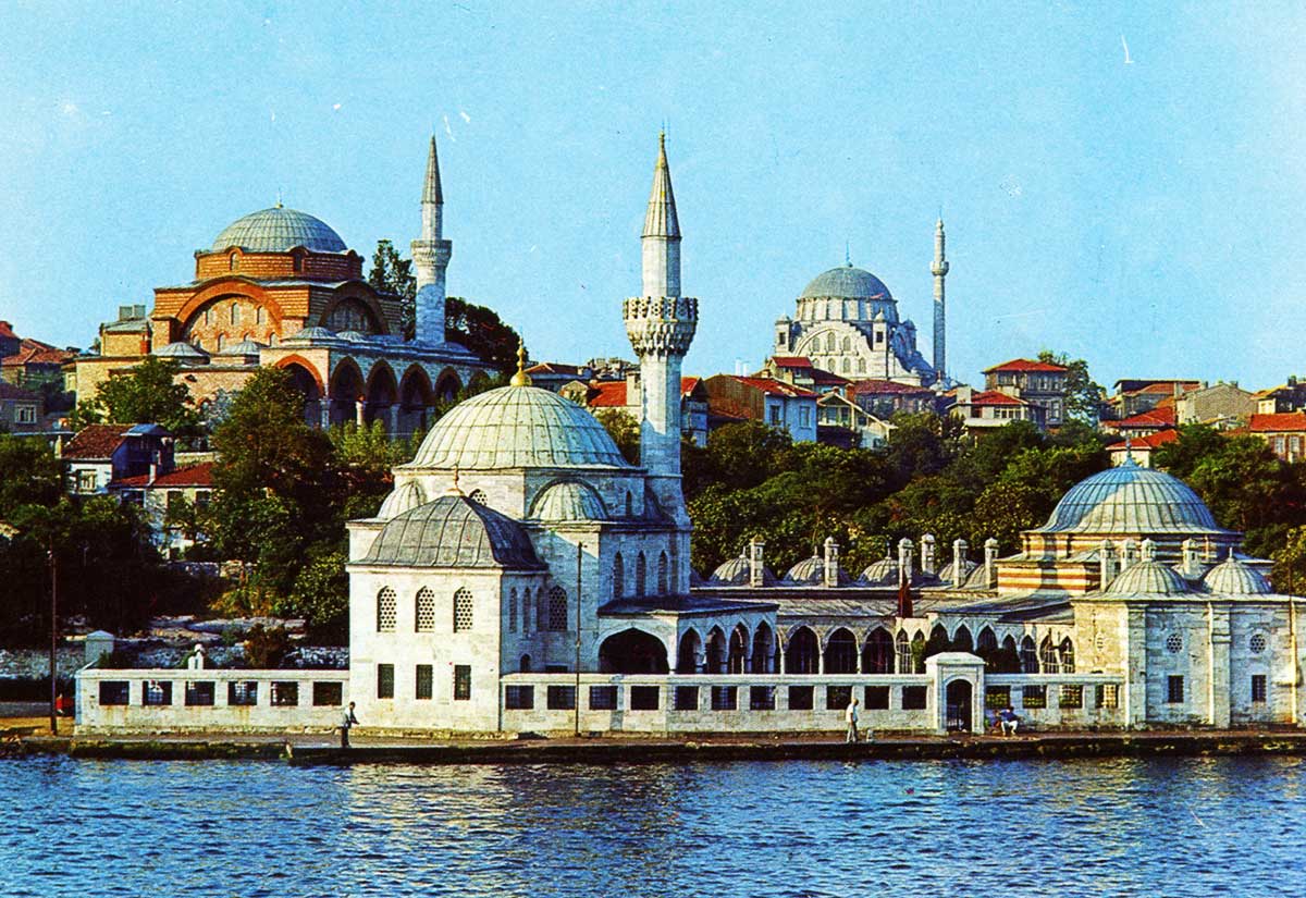 BIRAKIN DALGALAR, KUŞKONMAZ’IN DUVARLARINI YALASIN!