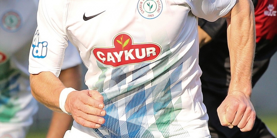 Çaykur Rizespor'da 3 Futbolcu Ve 3 Personelin Kovid-19 Testi Pozitif Çıktı