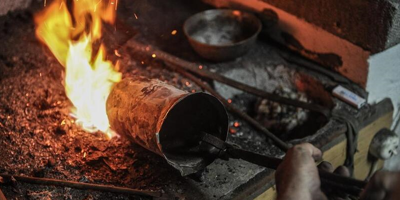 Semaverde çay yapmak için ağaç kestiği iddia edilen kişiye 825 lira para cezası