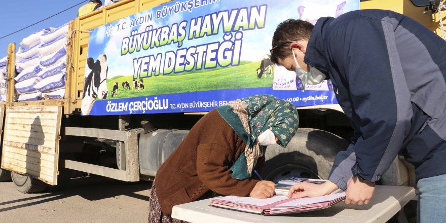 Aydın Büyükşehir'den Küçük Üreticiye Tonlarca Yem Desteği
