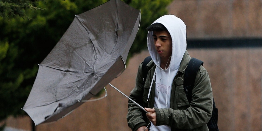 Marmara'da Yarın Kuvvetli Fırtına Bekleniyor