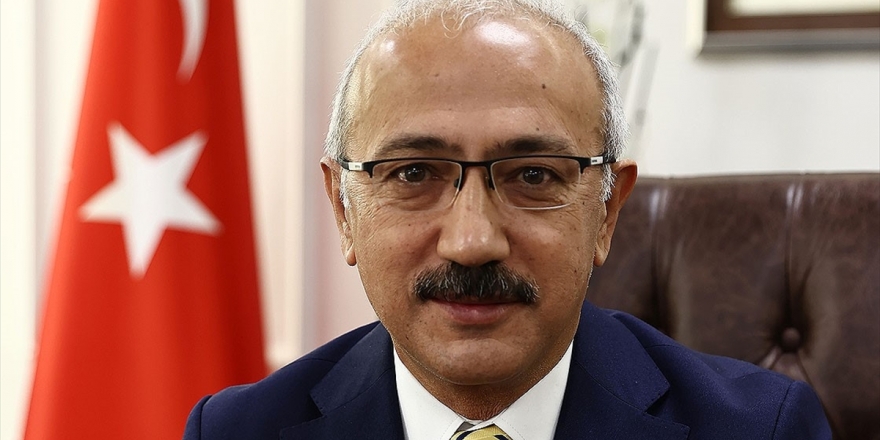 Bakan Elvan: Kovid-19 Nedeniyle Geçici Süreliğine Faaliyetlerine Ara Verilen Mükelleflerimizin Vergilerini Erteledik