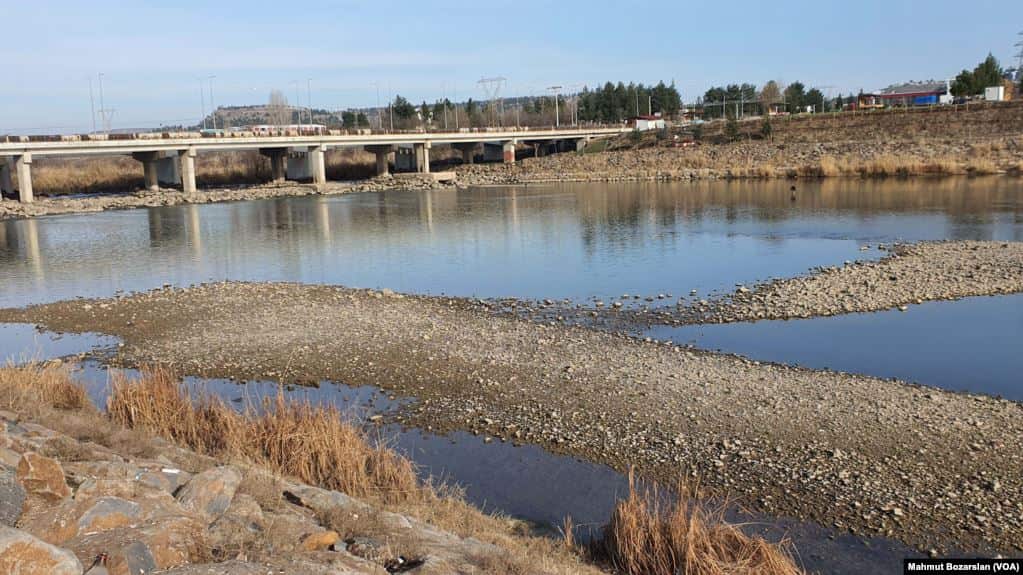 Güneydoğu’da Hem Yeraltı Hem Yerüstü Suları Tükeniyor