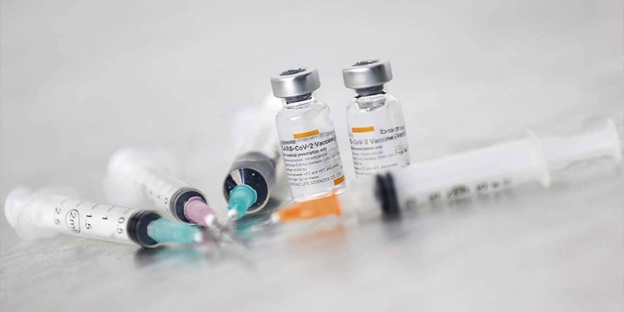 Kovid-19'da Aşılamada İlk Doz Hangi Aşıdan Yapıldıysa 2. Doz Da Aynı Aşıdan Yapılacak