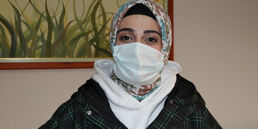 Koronavirüsü Atlatan Hemşire Bebeğinden Ayrı Kaldığı Günleri Unutamıyor