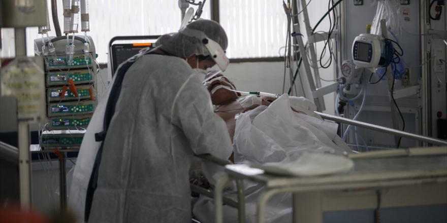 Dünya Genelinde Tedavisi Süren Kovid-19 Hasta Sayısı 26 Milyonu Aştı