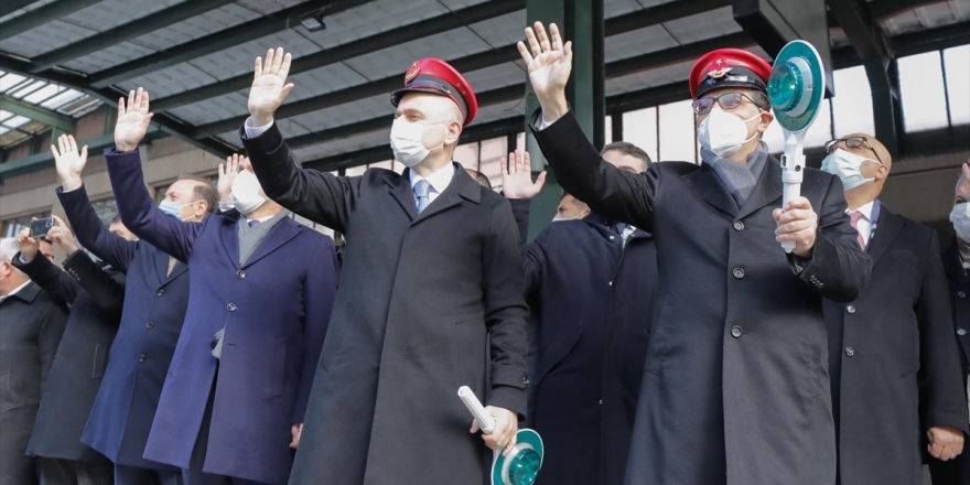 Rusya Ve Çin'e Gidecek İhracat Trenleri Ankara Gar'dan Uğurlandı