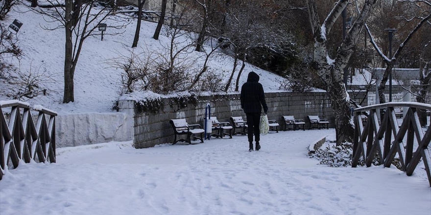 Yurdun İç Kesimlerinde Kar, Diğer Bölgelerde Sağanak Bekleniyor