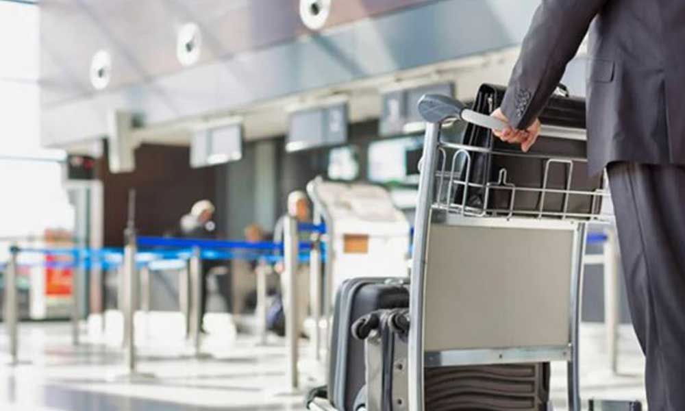 Yer: Çin! Ek bagaj ücreti ödememek için 30 kilo portakal yediler