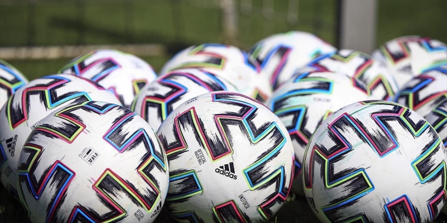 Futbolda Ara Transfer Dönemi Yarın Kapanıyor