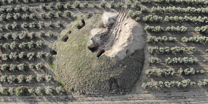 Manisa'daki 2 Bin 700 Yıllık Tümülüslerde Definecilere Karşı Tedbirler Artırıldı