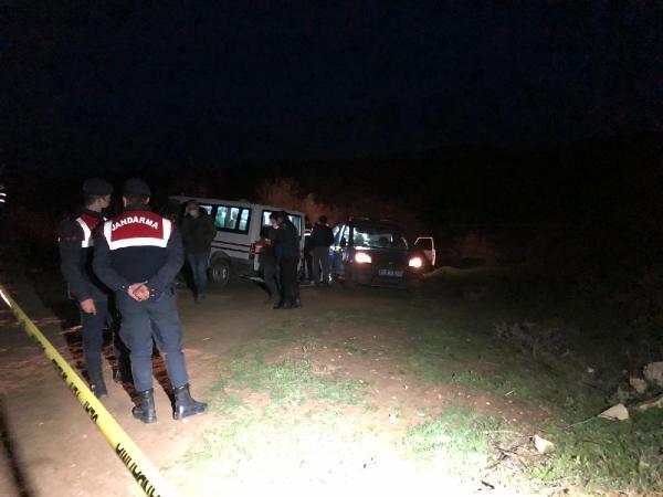 Manisa'da 4 genç başlarından vurularak öldürüldü