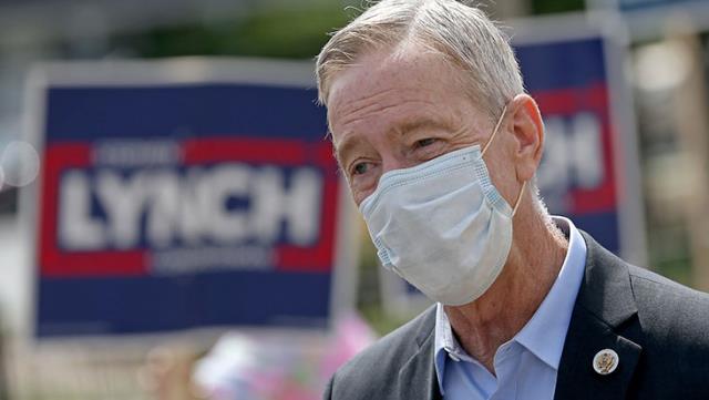 İki doz Pfizer-BioNTech aşısı vurulan ABD'li Kongre üyesi koronavirüse yakalandı