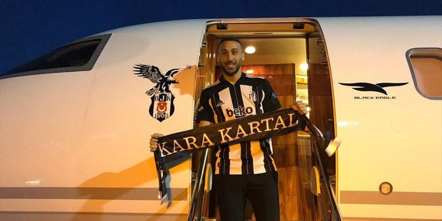 Cenk Tosun Beşiktaş İçin Yola Çıktı