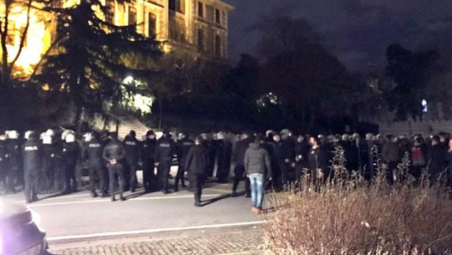 Boğaziçi Üniversitesi'ne polis girdi