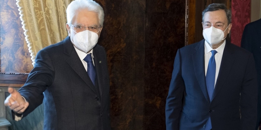 İtalya'da Hükümet Kurma Görevi Eski Avrupa Merkez Bankası Başkanı Draghi'ye Verildi