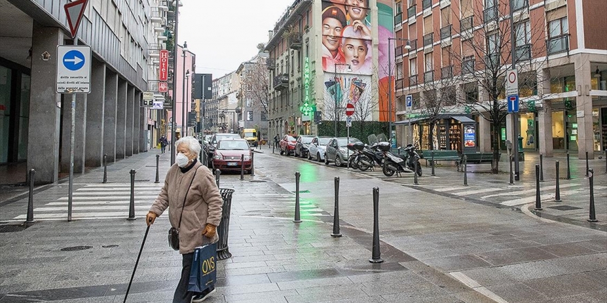 İtalya'da Kovid-19'dan Hayatını Kaybedenlerin Sayısı 90 Bine Yaklaştı