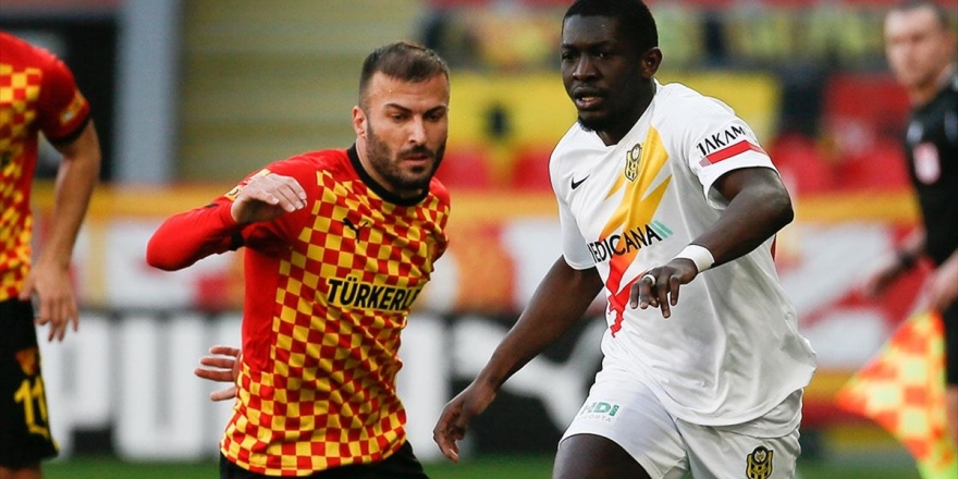 Göztepe, İki Kez Öne Geçtiği Müsabakada Yeni Malatyaspor'la Berabere Kaldı