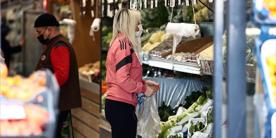 İçişleri Bakanlığı Sokağa Çıkma Kısıtlamasında Temel İhtiyaç Malzemelerinin Temin Edilebildiğini Hatırlattı