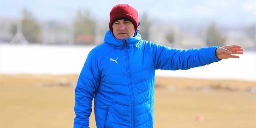 Sivasspor Teknik Direktörü Rıza Çalımbay'dan Taraftara Güvence