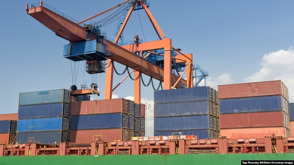 İhracatçılardan Dolardaki Düşüşe Müdahale Talebi