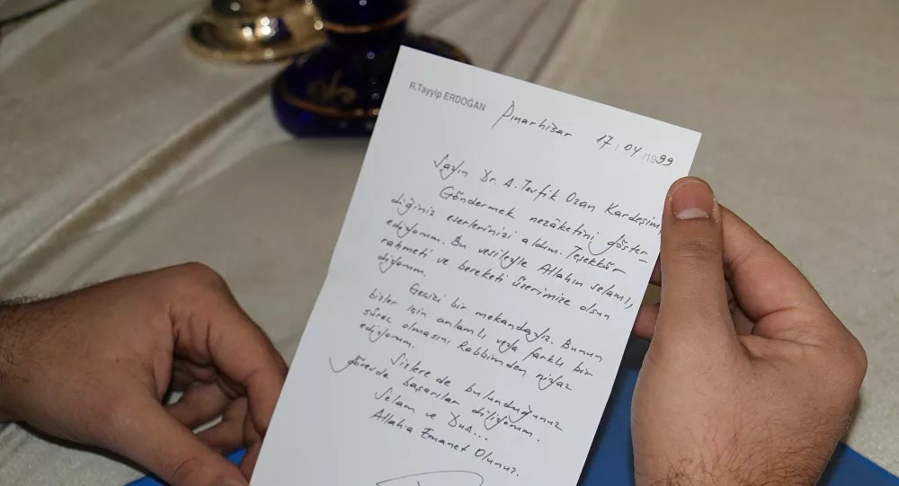 Cumhurbaşkanı Erdoğan'ın cezaevinden gönderdiği mektup 22 yıl sonra ortaya çıktı