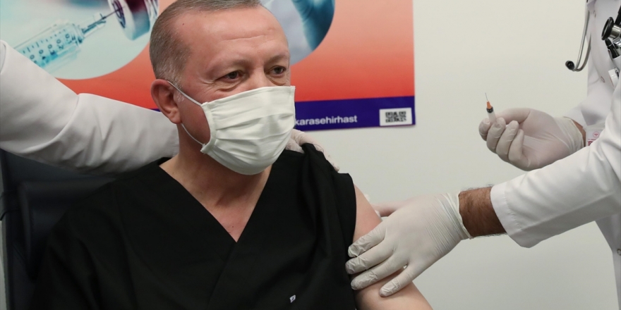 Cumhurbaşkanı Erdoğan, Kovid-19 Aşısının İkinci Dozunu Yaptırdı