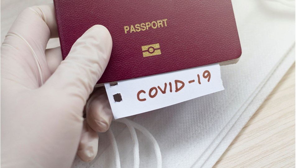 İngiltere’de aşı pasaportu rahatsızlığı büyüyor: On binlerce imza toplandı