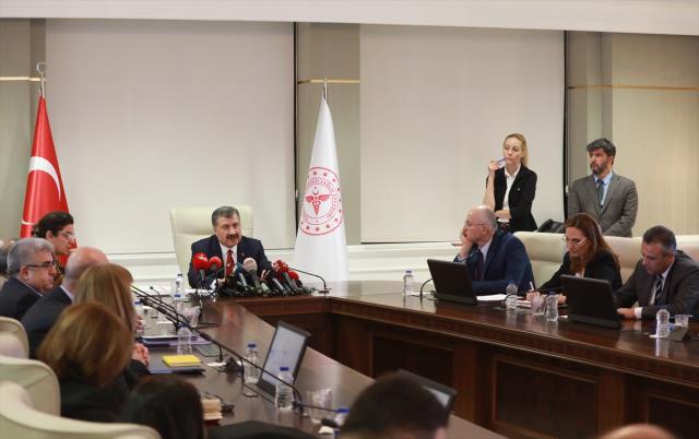 Bilim Kurulu sonrası Bakan Koca'dan kısıtlamalarla ilgili esneme sinyali