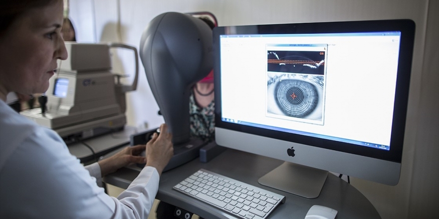 Kovid-19 Ani Görme Kayıplarına Neden Olabiliyor