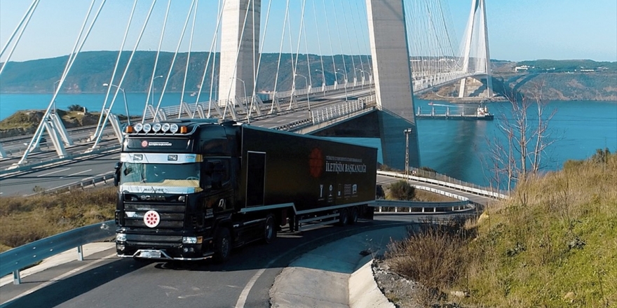 Cumhurbaşkanlığı İletişim Başkanlığının 'Dijital Tır'ı Türkiye'yi Dolaşacak