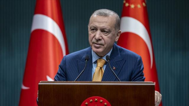 Stat açılışında çalışmaları yetersiz bulan Cumhurbaşkanı Erdoğan'dan Bakan Kasapoğlu'na talimat