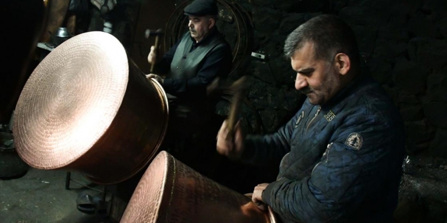 Geleneksel Zanaatlar Tarihi Maraş Çarşısı'nda Yaşatılıyor