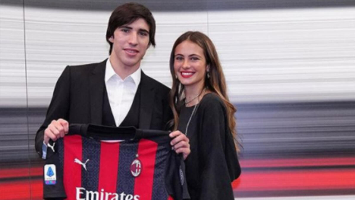 Sandro Tonali'nin sevgilisi Giulia Pastore çileden çıktı!