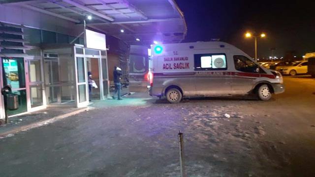 Cinnet getiren baba; kendini, eşini ve 3 çocuğunu bıçakladı