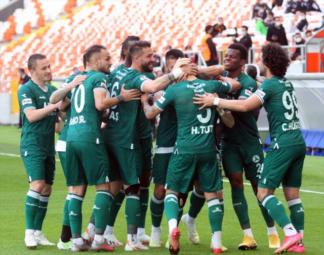 Giresunspor, üst üste 12. galibiyetini aldı