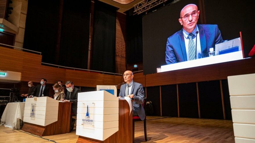 Başkan Soyer meclisi olağanüstü toplantıya çağırdı