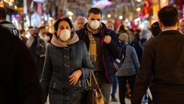 Bakan Koca'dan 65 yaş ve üzerine, aşılama oranına bağlı olarak kısıtlamalarda esneme sinyali